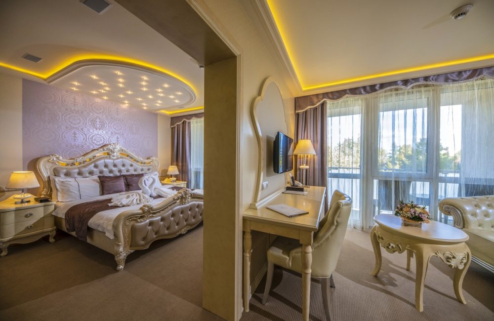 Pearl-suit-lakosztaly-HotelDelibab
